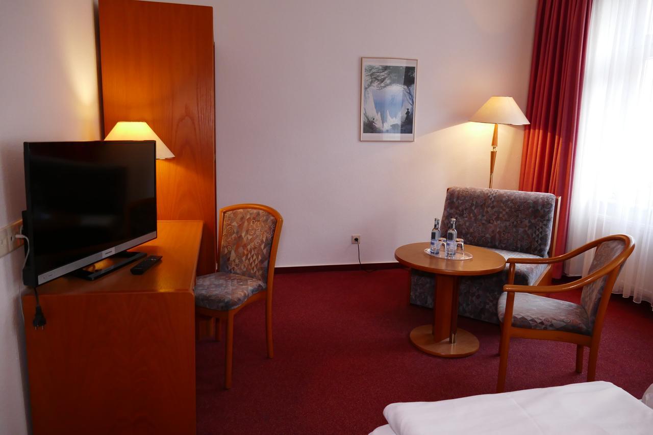 Hotel Am Dom Greifswald Exterior photo