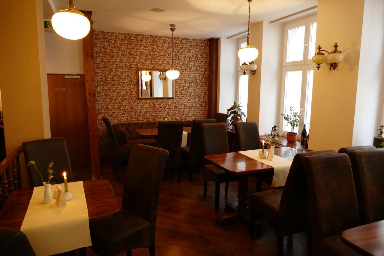 Hotel Am Dom Greifswald Exterior photo